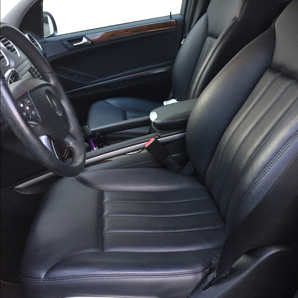 Mercedes ML550 - Picture 6 of 6